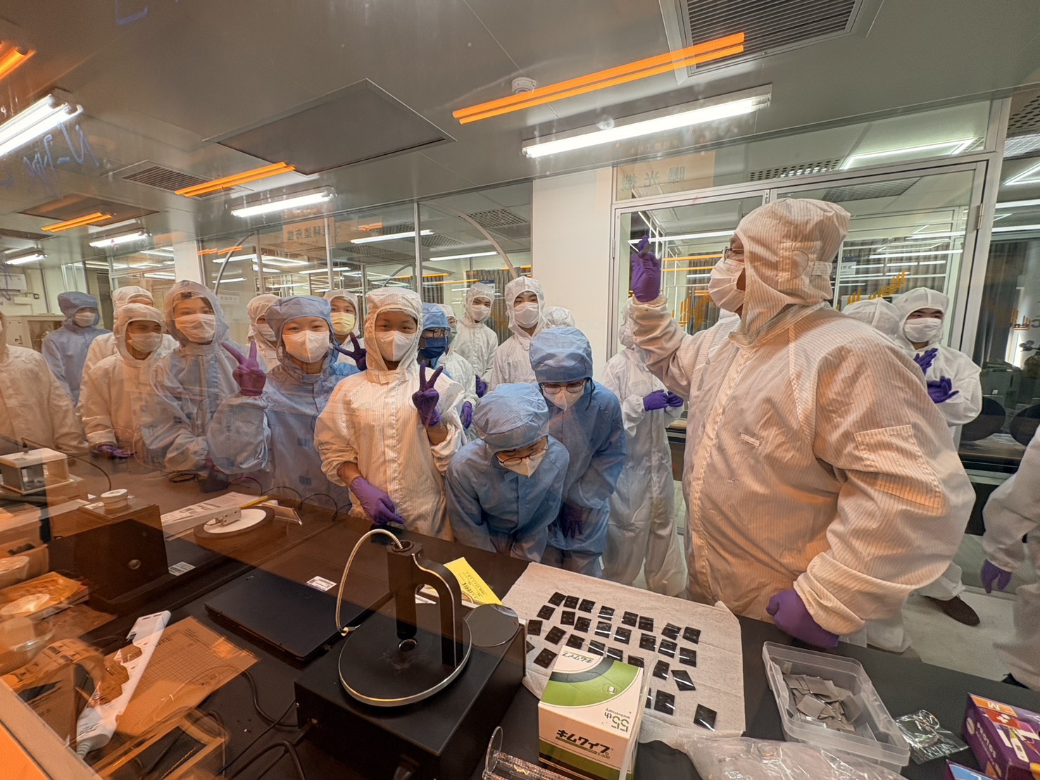 黃光室微影製程